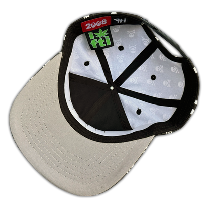 *8BOX* SKULLZ (HAT) BLACK